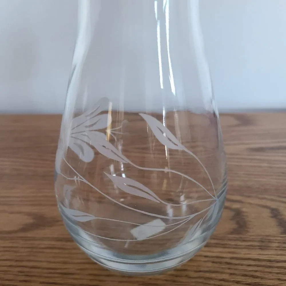 Pasabahce Floral Etched Glass Vase  |  Made in Turkey  |  Beautiful!